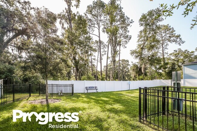 Building Photo - 12717 Camden Crossing Dr