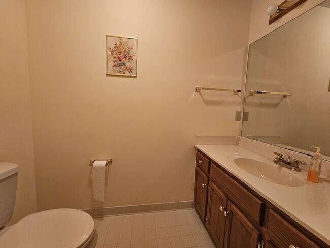 Building Photo - 1876 S Mt Juliet Rd