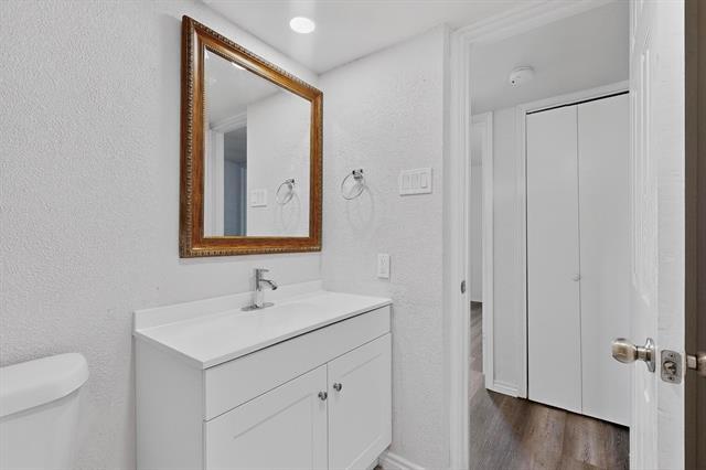 Building Photo - 5516 Laredo Ln