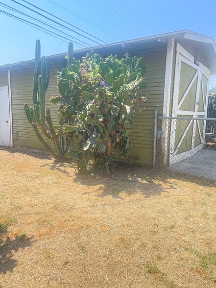 Building Photo - 3560 Opal St