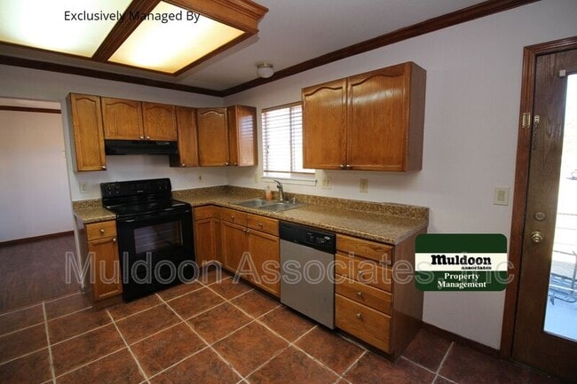 Building Photo - 2180 Silkwood Dr