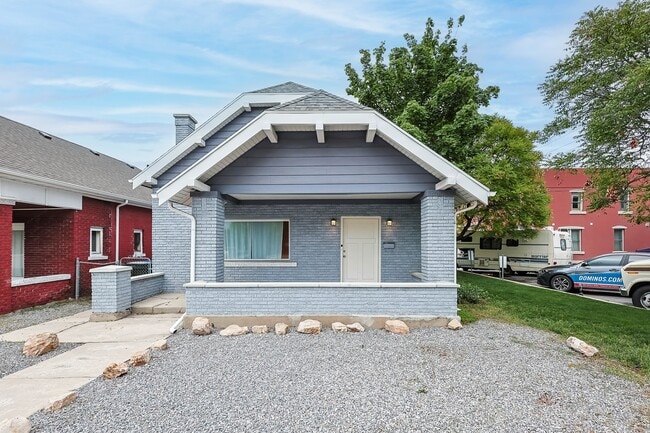 Building Photo - 722 S 700 E