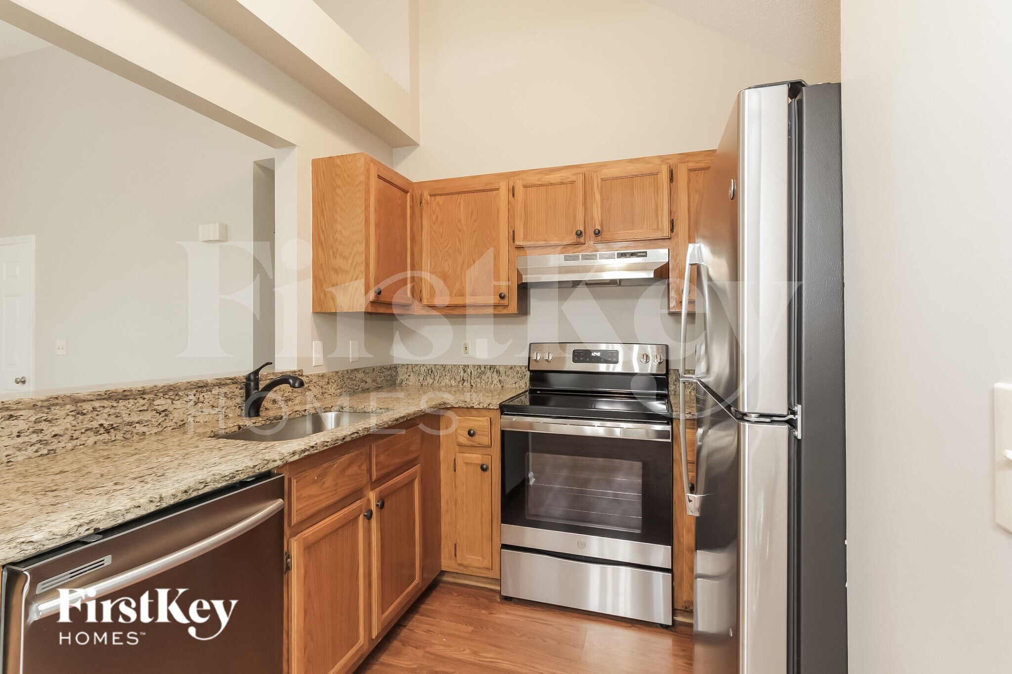 Building Photo - 6202 Suntrace Way