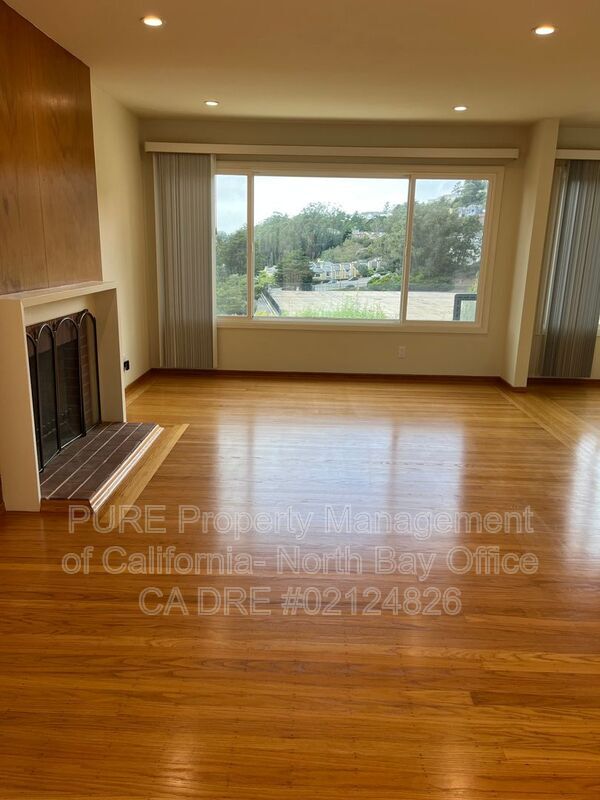 Building Photo - 305 Dellbrook Ave