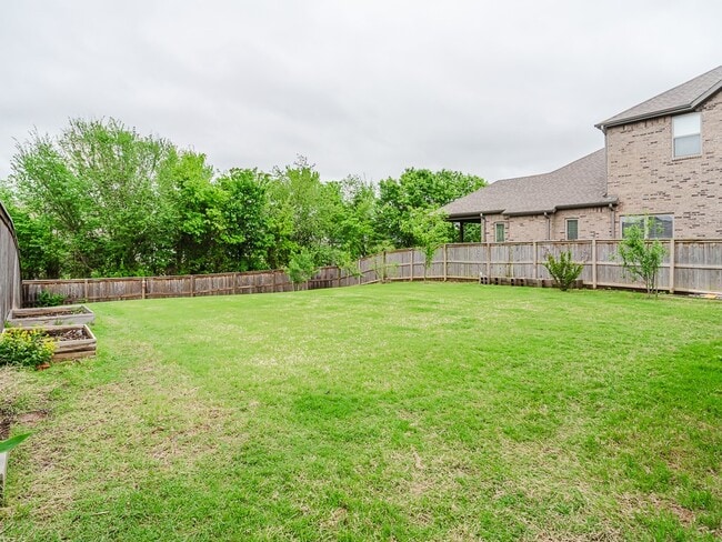 Building Photo - 5201 SW Kemptown Pl