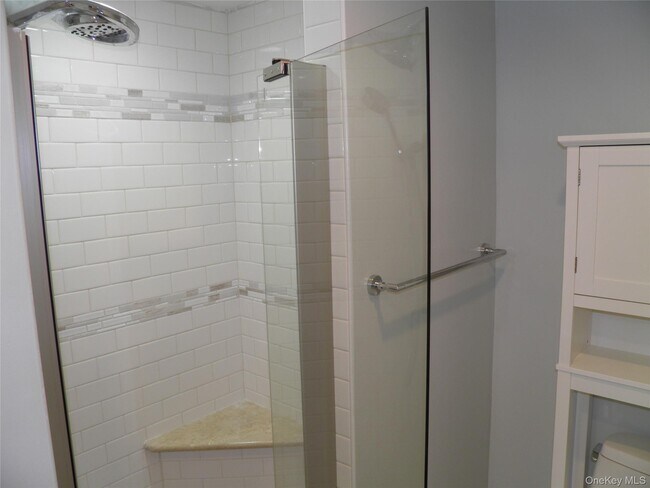 Building Photo - 2 Argyle Pl