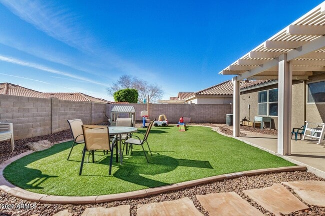 Building Photo - 8043 W Eva St