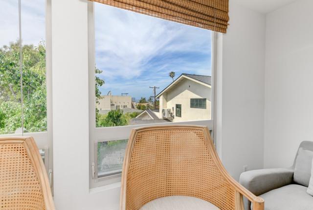 Building Photo - 935 Genter St