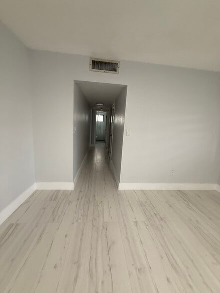 Building Photo - 7142 SW 22nd St