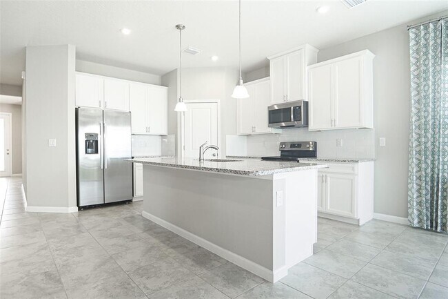 Building Photo - 1892 Basenji Dr