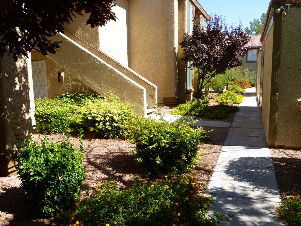 Building Photo - 7200 Pirates Cove Rd