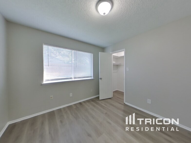 Building Photo - 11318 Bayou Pl Ln