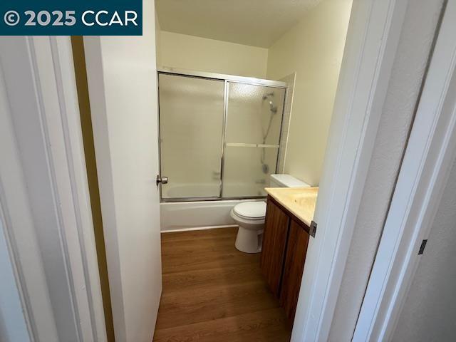 Building Photo - 10 Tarn Ct