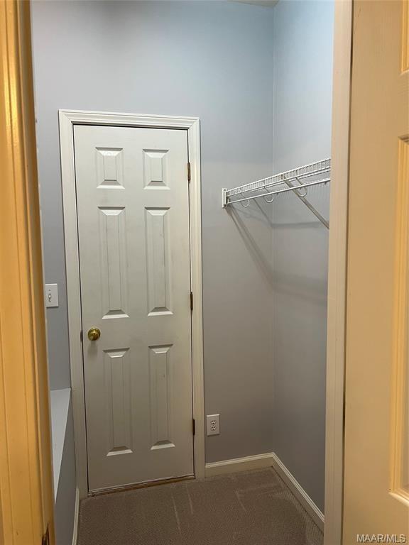 Building Photo - 2230 Wyndgate Dr