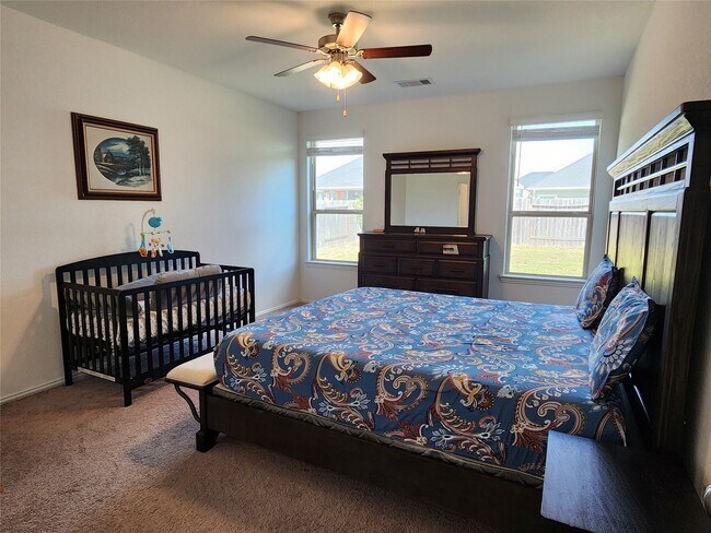 Building Photo - 31322 Whitfield Ct