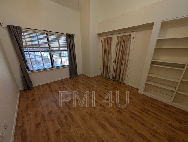 Building Photo - 1516 Rosemont Ave NW