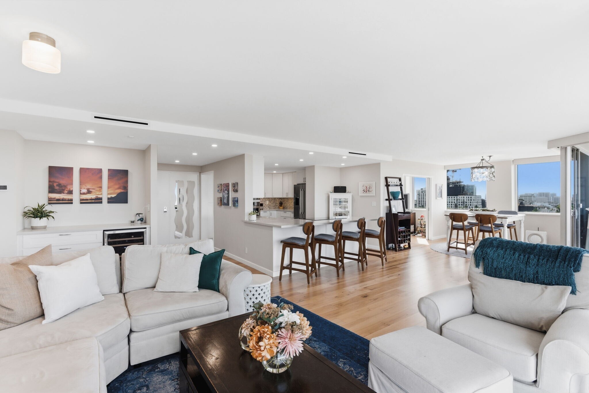 Building Photo - 3535 1st Ave