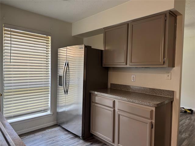Building Photo - 1327 Reesling Dr