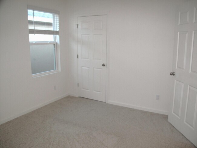 Building Photo - 12221 Nettuno Wy