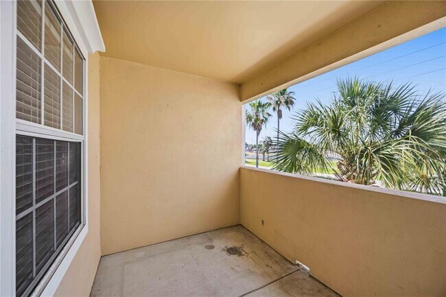 Building Photo - 1195 Villagio Cir