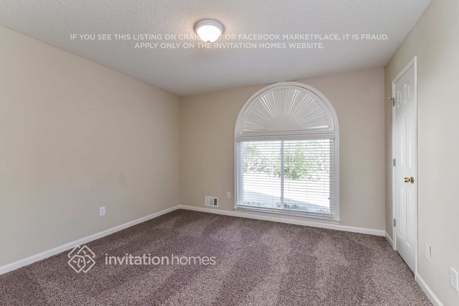 Building Photo - 5115 Bayberry Ct