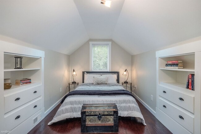 Building Photo - 4 br, 2 bath House - 809 Hillcrest Drive