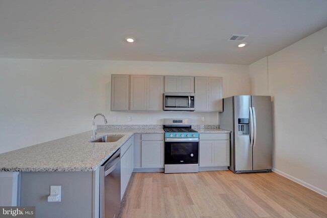 Building Photo - 103 Ridgley Blvd