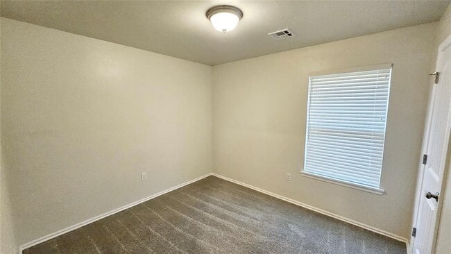 Building Photo - 11629 SW 8th Cir