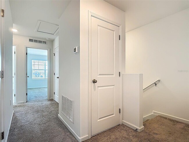 Building Photo - 373 Grand Pne Ln