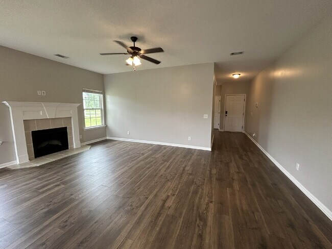 Building Photo - Home for Rent