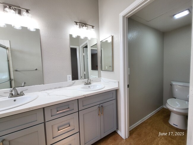 Building Photo - 3564 Spring Shower Dr