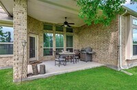 Building Photo - 39 East Wading Pond Circle