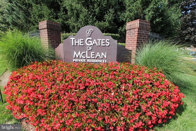 Building Photo - 1591 Spring Gate Dr.