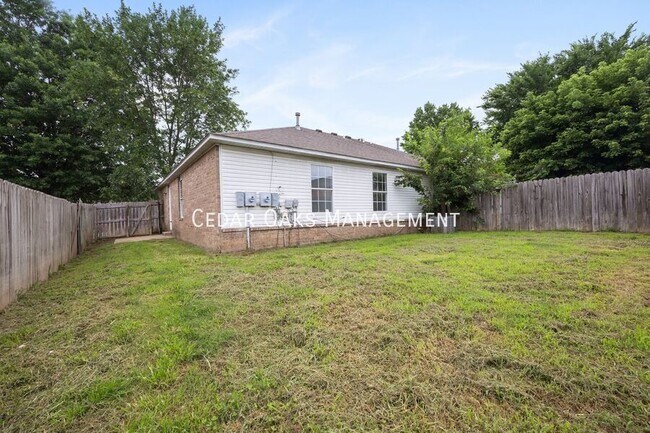 Building Photo - 2967 W Glen Meadow