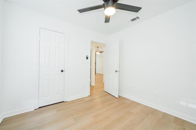 Building Photo - 2305 Windridge Ln