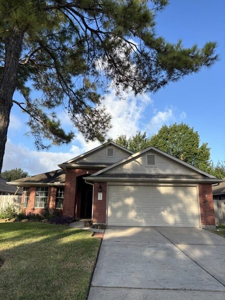 Building Photo - 14925 Cypress Ridge Grove Ln