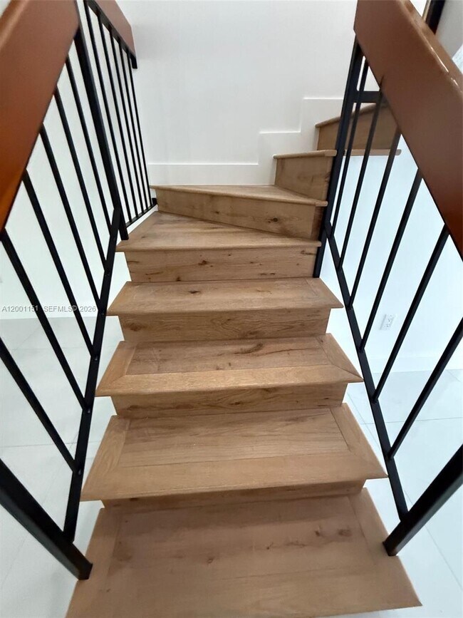 Building Photo - 6651 SW 137th Ct