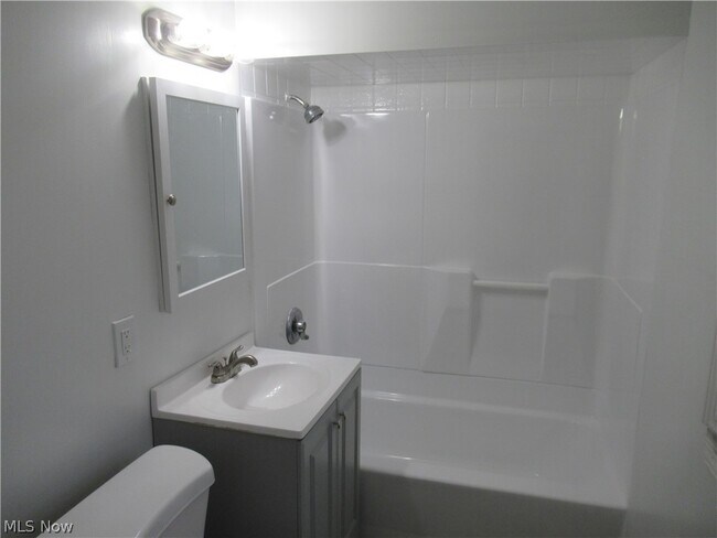 Building Photo - 378 Columbus St