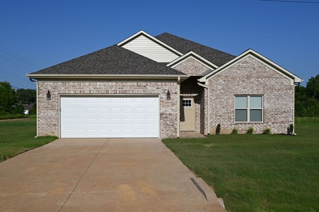 Primary Photo - 4 bed, 2 bath in Atoka built in 2022