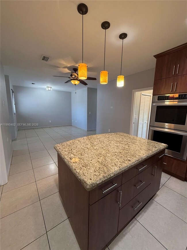 Building Photo - 7541 NW 176th Terrace