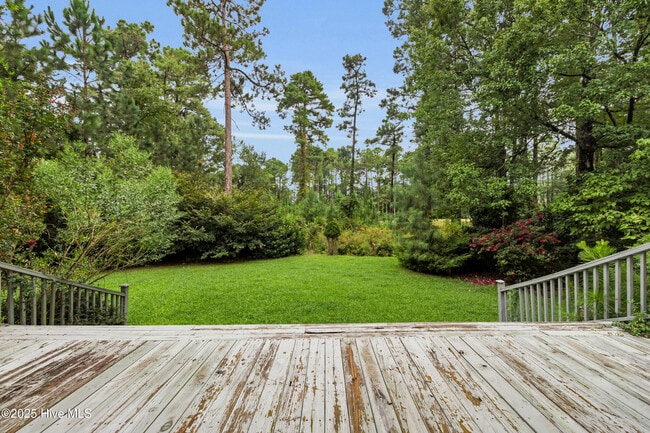 Building Photo - 907 Port Royal Ct