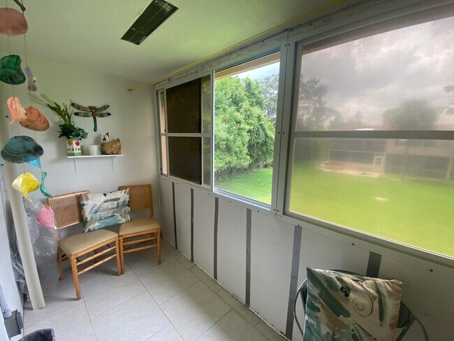 Building Photo - 95 Hastings E