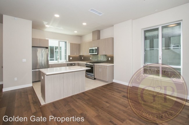 Building Photo - 1255 Columbus Ave