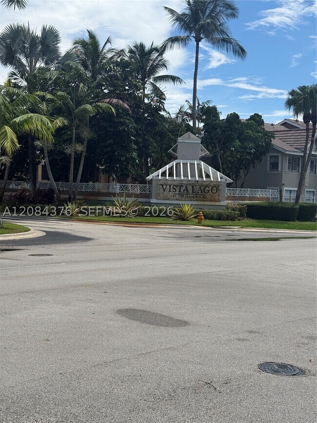 Building Photo - 15680 SW 106th Ln