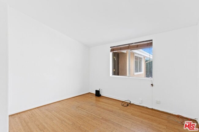 Building Photo - 20500 Archwood St
