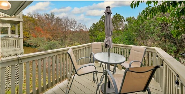 Building Photo - 4404 Travis Country Cir