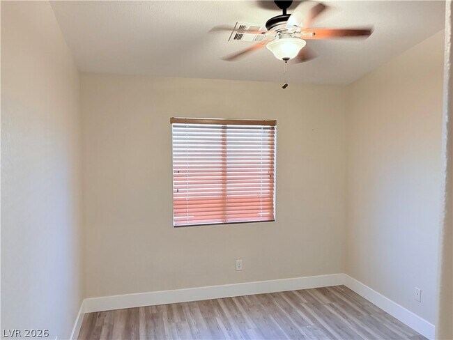 Building Photo - 4880 Bazmorda Ct
