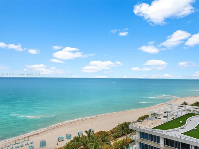 Primary Photo - 6801 Collins Ave