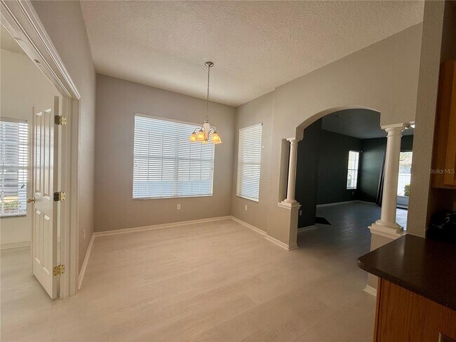 Building Photo - 31819 Blythewood Way