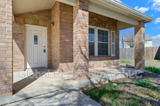 Building Photo - 144 Crest Bluff